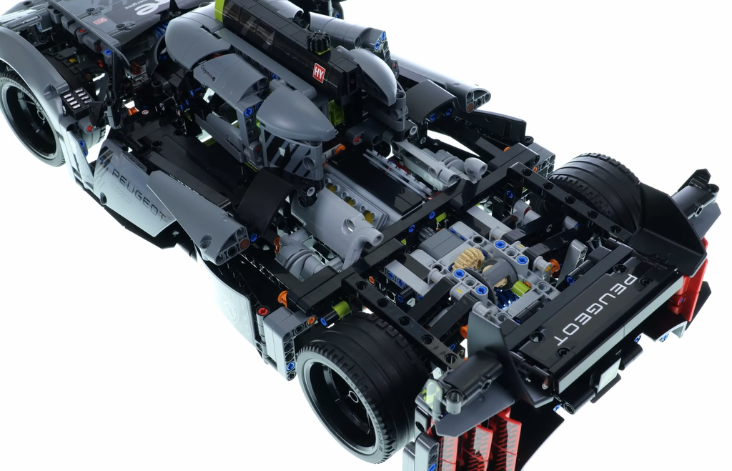 PEUGEOT 9X8 24H Le Mans Hybrid Hypercar