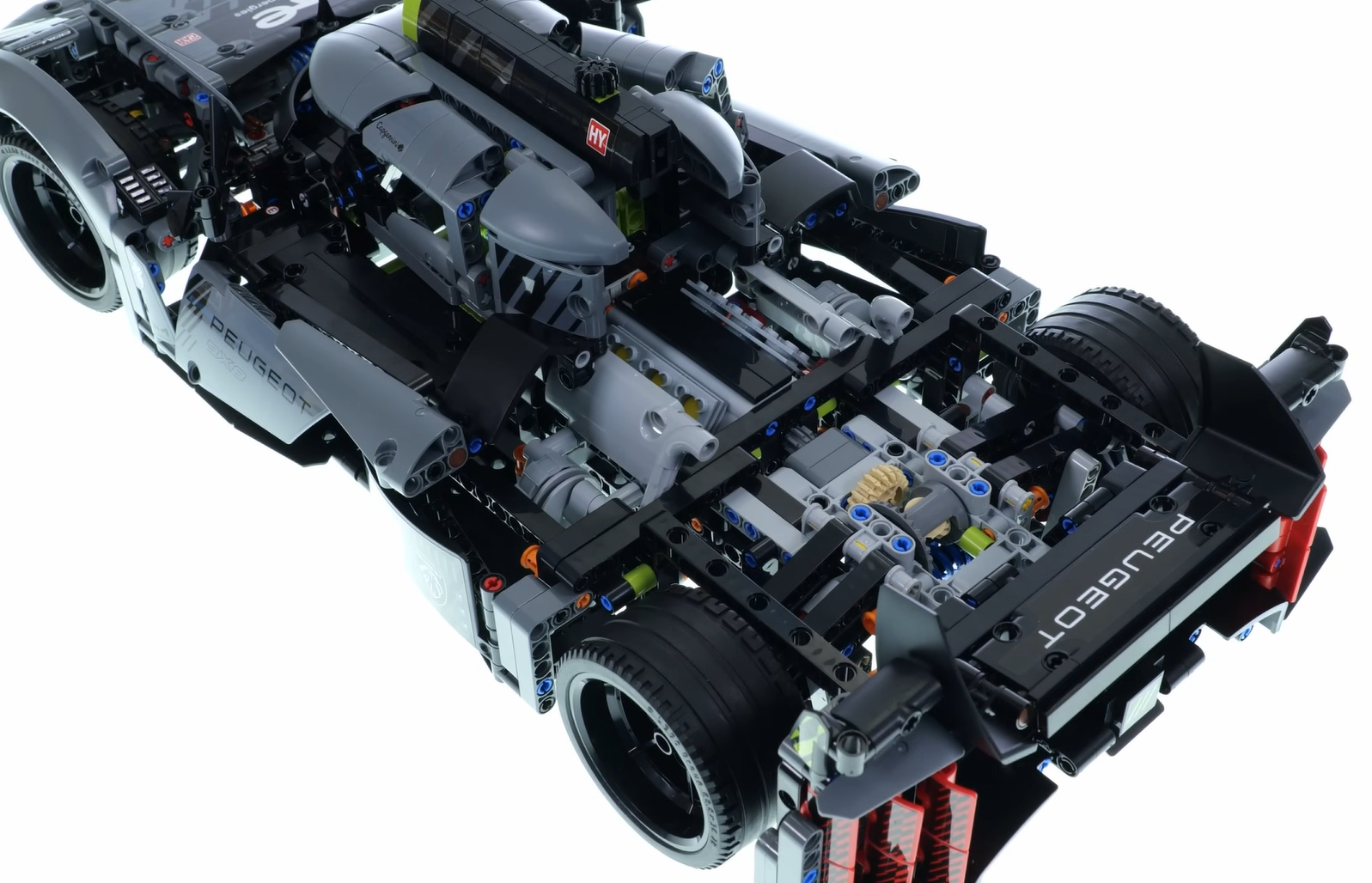 PEUGEOT 9X8 24H Le Mans Hybrid Hypercar